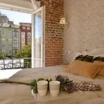 Centersuite Hotel