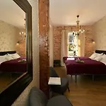Centersuite 2* Santander