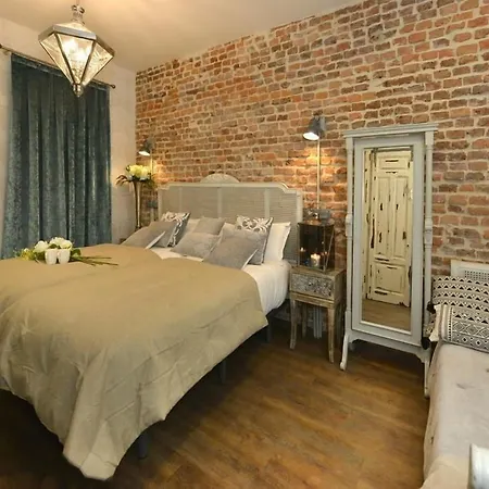 Centersuite 2*